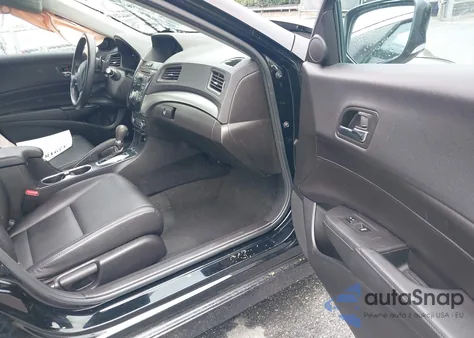 2018 Acura Ilx Special Edition z USA, uszkodzony, nr VIN 19UDE2F46JA005564